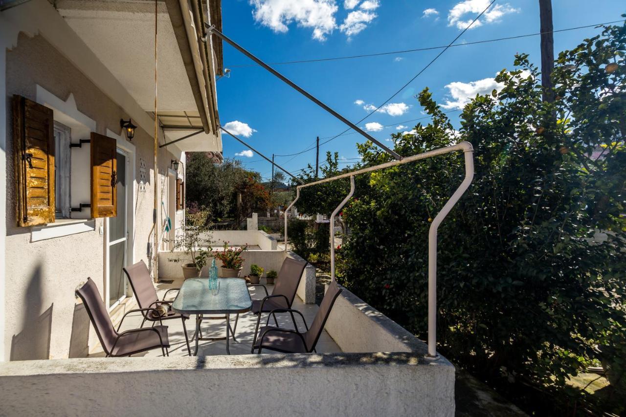 Sunny Sofi Studios Planos  Exterior photo